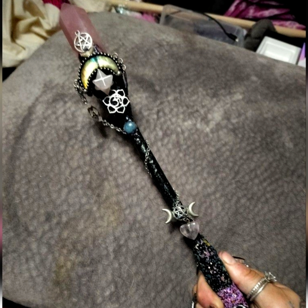 Bippity the magic wand